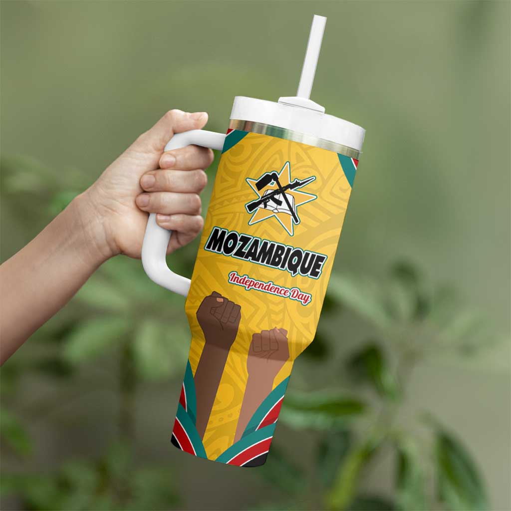 Mozambique Tumbler With Handle with Yellow Red Green Swirl Design and Independence Day - Wonder Print Shop