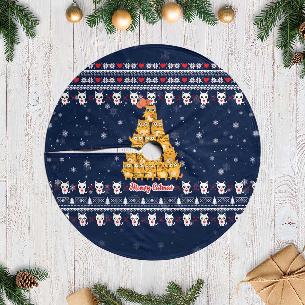 Meowy Catmas Tree Skirt with Orange Cats Christmas Tree and Snowflake Pattern Design - Wonder Print Shop