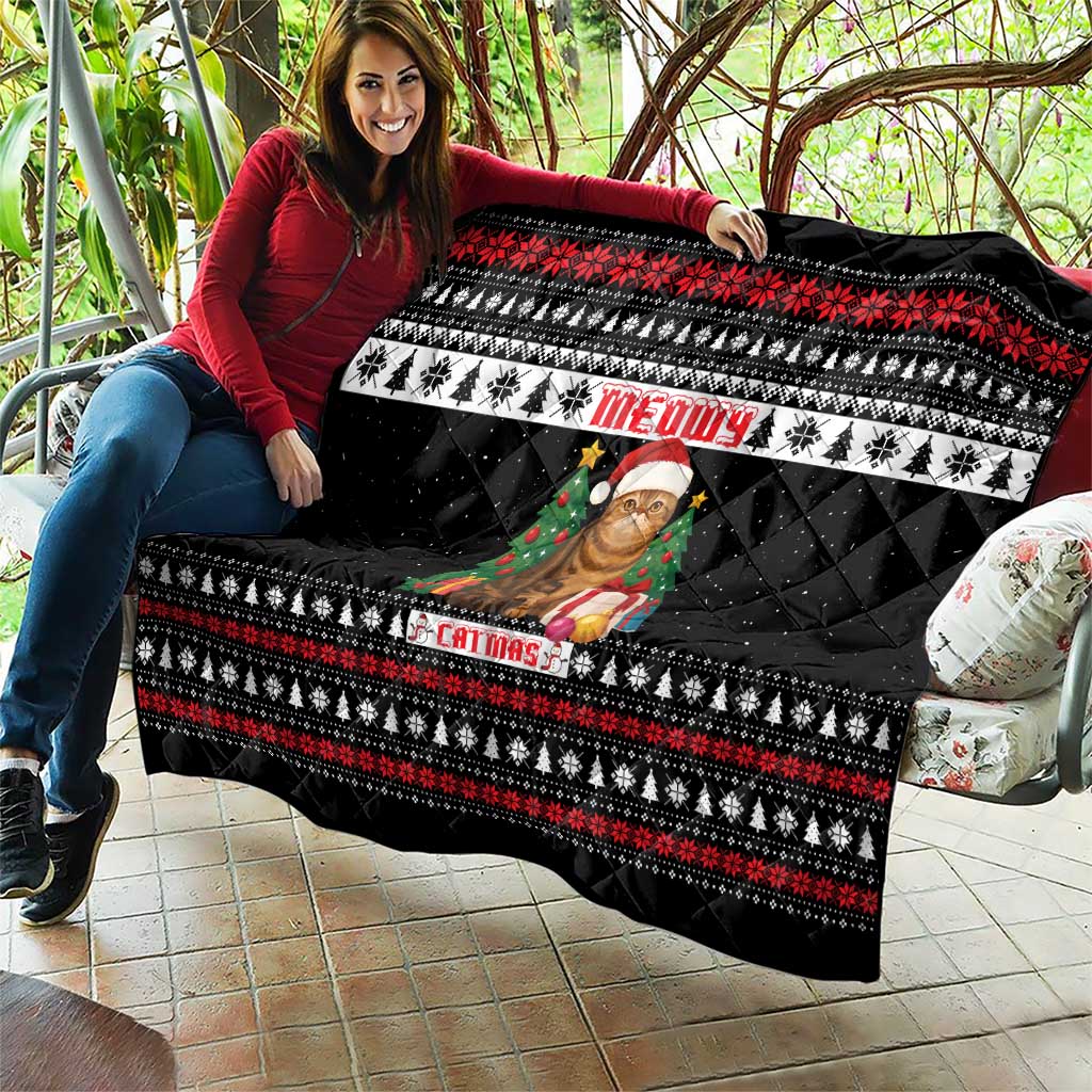 Meowy Catmas Quilt with Tabby Cat Santa Hat and Christmas Tree Gift Pattern Design - Wonder Print Shop