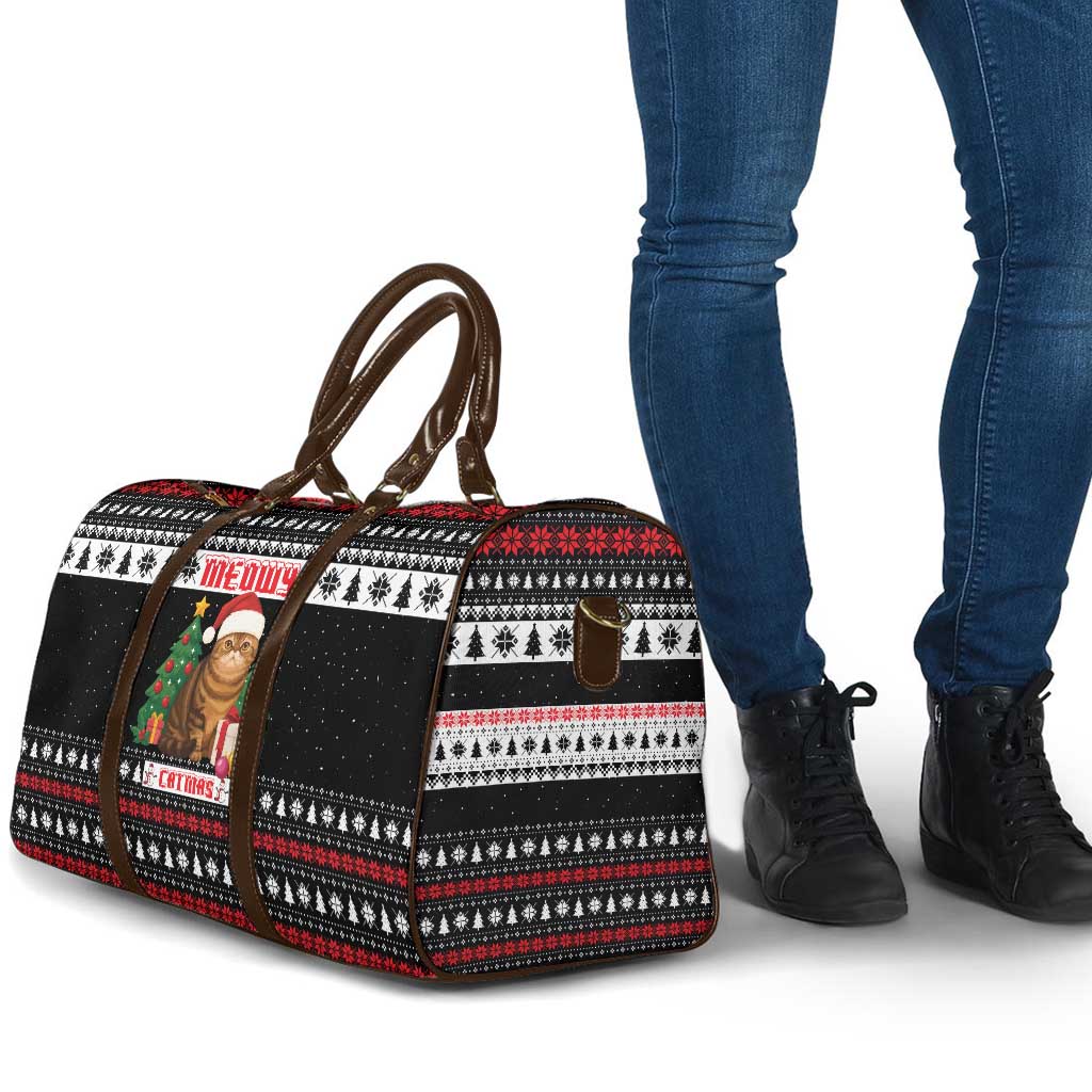 Meowy Catmas Travel Bag with Tabby Cat Santa Hat and Christmas Tree Gift Pattern Design - Wonder Print Shop