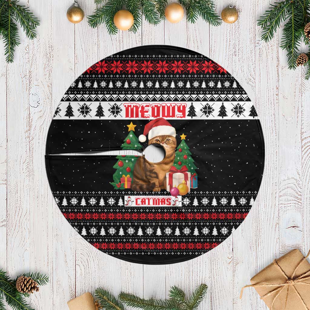 Meowy Catmas Tree Skirt with Tabby Cat Santa Hat and Christmas Tree Gift Pattern Design - Wonder Print Shop