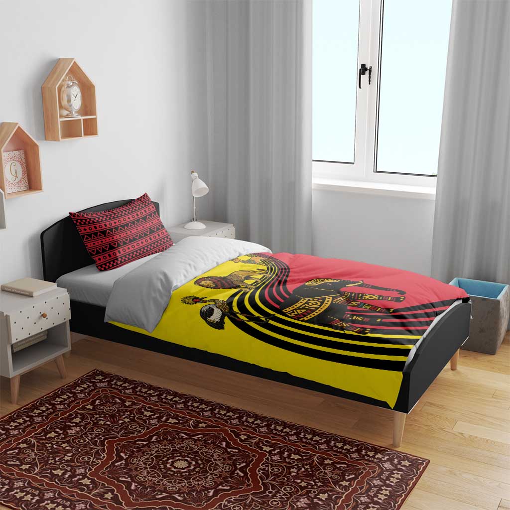 Uganda Bedding Set with African Wildlife Elephant Lion and Crane in Tribal Pattern Design