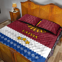 Latvia Quilt Bed Set with Three Stars Design and Traditional Pattern Details