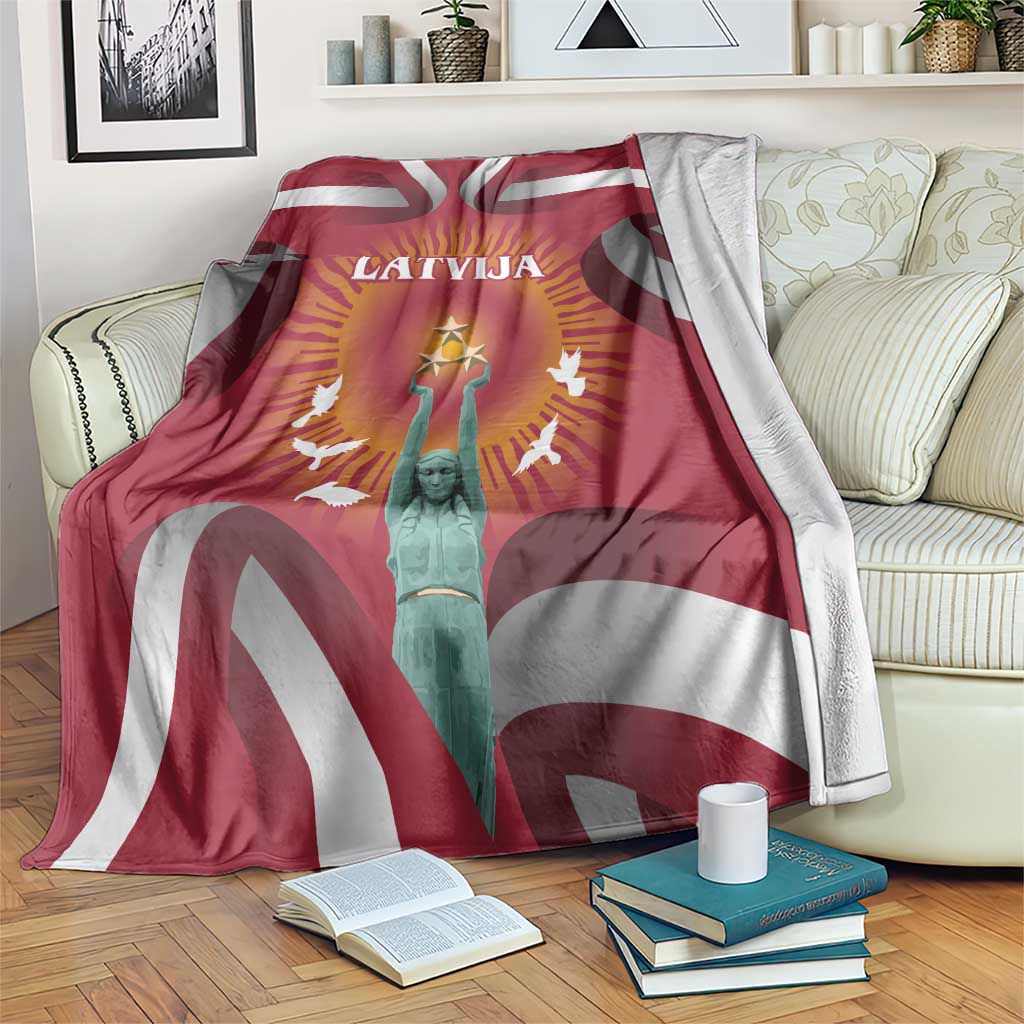 Latvia Blanket with Freedom Monument and Doves Graphic – 18 November 1918 Design
