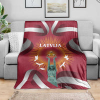 Latvia Blanket with Freedom Monument and Doves Graphic – 18 November 1918 Design