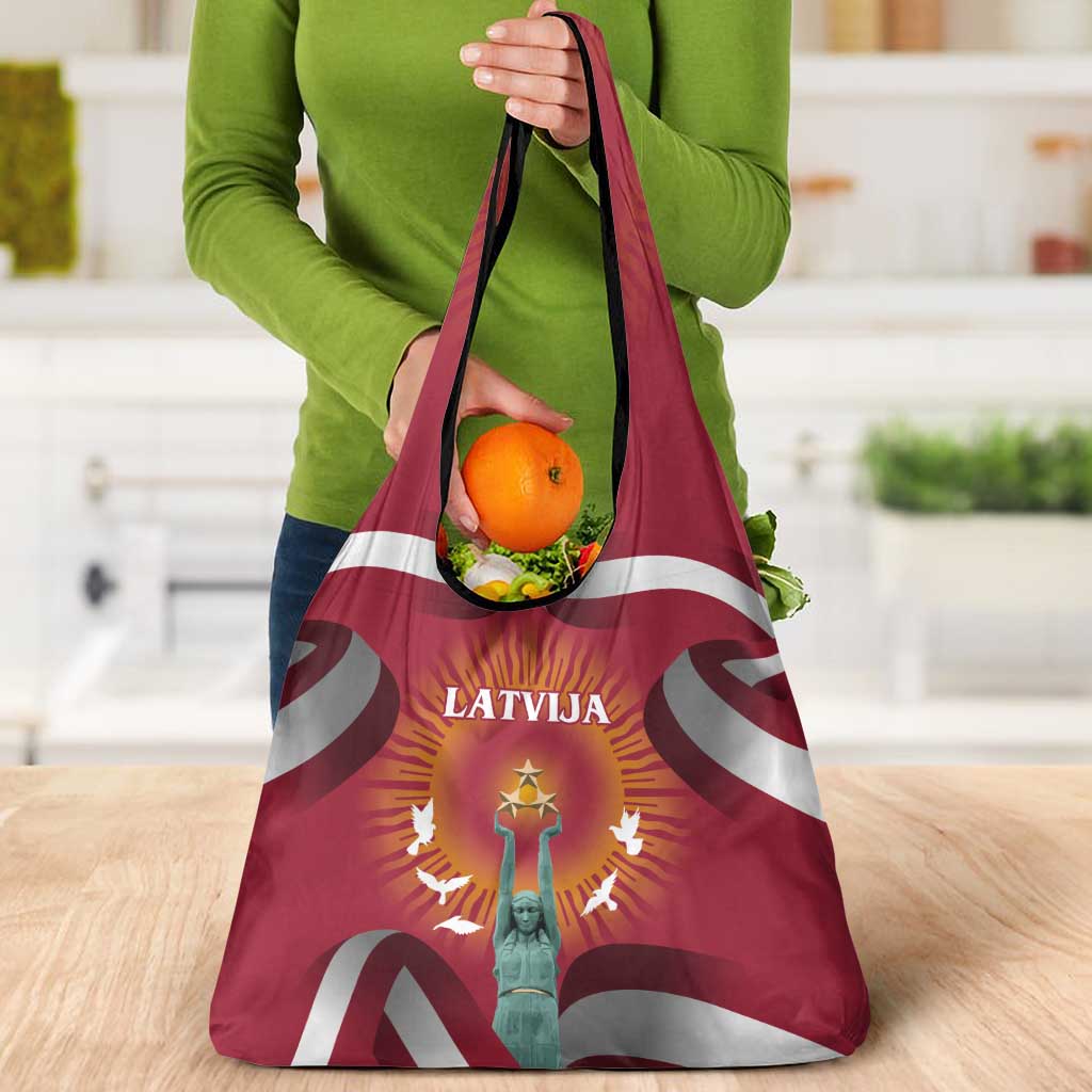 Latvia Grocery Bag with Freedom Monument and Doves Graphic – 18 November 1918 Design