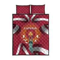 Latvia Quilt Bed Set with Freedom Monument and Doves Graphic – 18 November 1918 Design