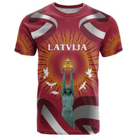 Latvia T Shirt with Freedom Monument and Doves Graphic – 18 November 1918 Design