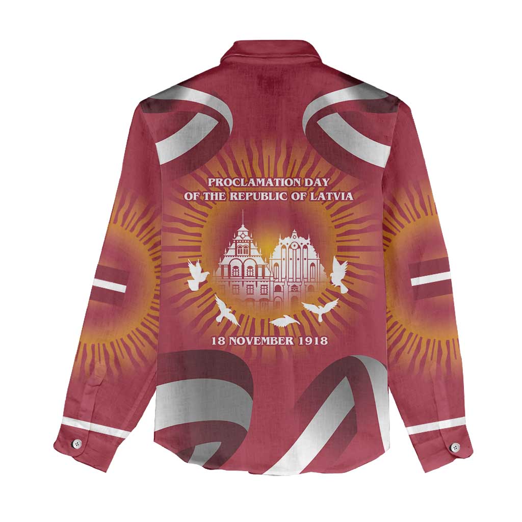 Latvia Women Casual Shirt with Freedom Monument and Doves Graphic – 18 November 1918 Design
