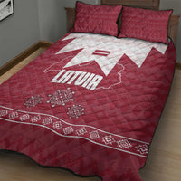 Latvia Quilt Bed Set with National Coat of Arms and Knit Pattern – Three Stars One Heart Design