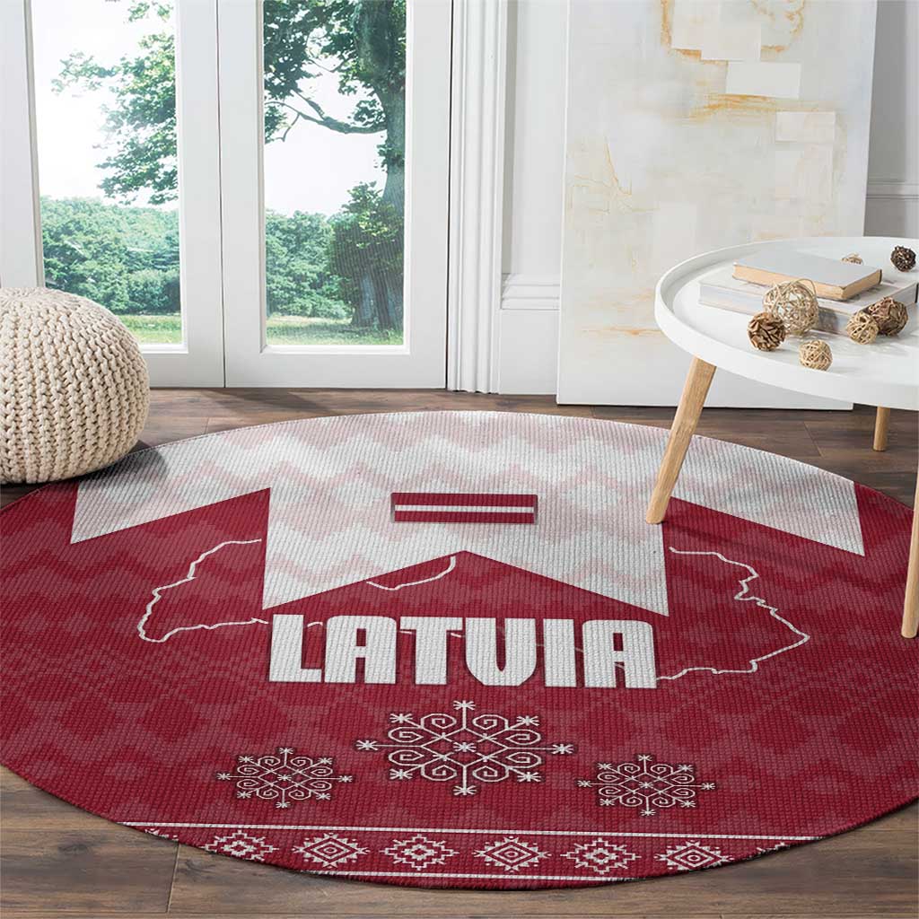 Latvia Round Carpet with National Coat of Arms and Knit Pattern – Three Stars One Heart Design