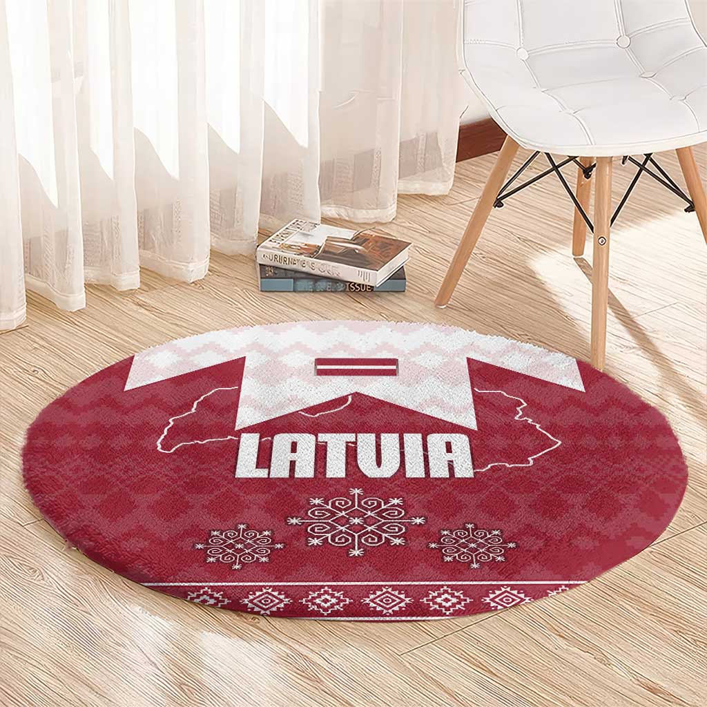 Latvia Round Carpet with National Coat of Arms and Knit Pattern – Three Stars One Heart Design