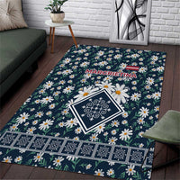 Latvia Area Rug with Margrietina Daisy and Ethnic Pattern – Latvia in Bloom Floral Design