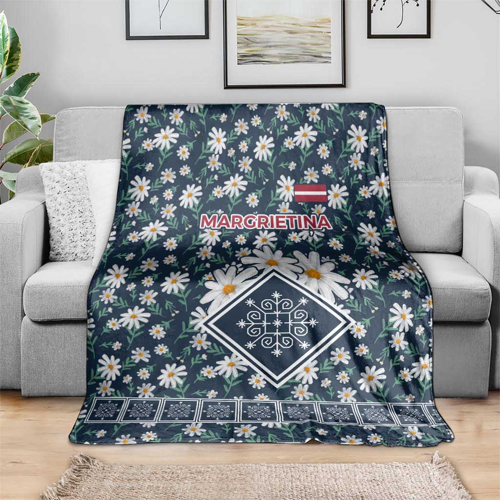 Latvia Blanket with Margrietina Daisy and Ethnic Pattern – Latvia in Bloom Floral Design