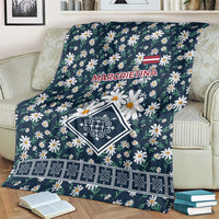 Latvia Blanket with Margrietina Daisy and Ethnic Pattern – Latvia in Bloom Floral Design