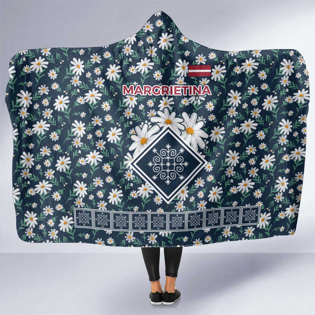 Latvia Hooded Blanket with Margrietina Daisy and Ethnic Pattern – Latvia in Bloom Floral Design