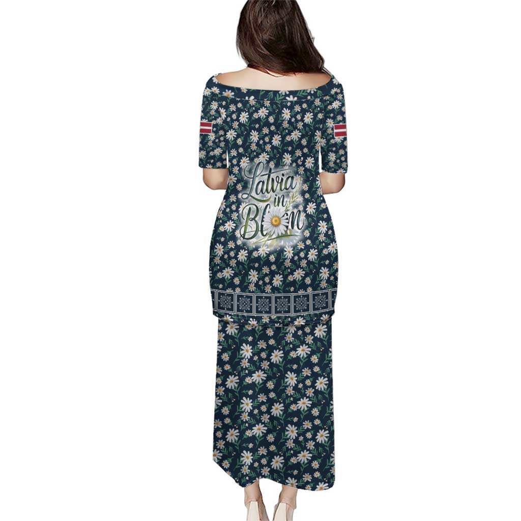 Latvia Puletasi with Margrietina Daisy and Ethnic Pattern – Latvia in Bloom Floral Design