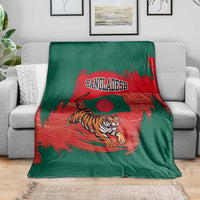 Bangladesh Flag Blanket with Royal Bengal Tiger Design