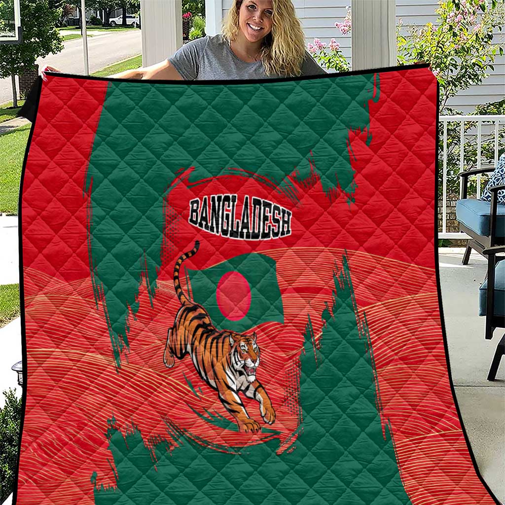 Bangladesh Flag Quilt with Royal Bengal Tiger Design