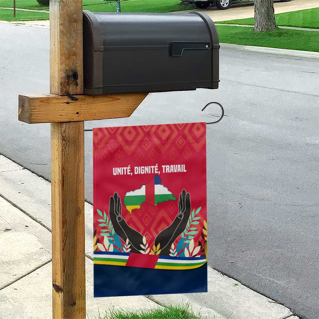 Central African Republic Garden Flag with Red Blue Green Tribal Design and National Flag - Wonder Print Shop