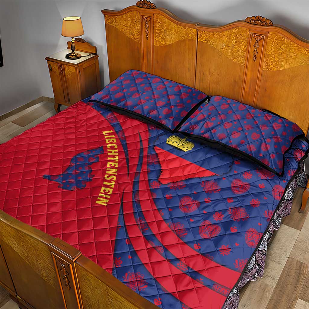 Liechtenstein Quilt Bed Set with Red Blue Heart Design and Royal Coat of Arms Pattern - Wonder Print Shop
