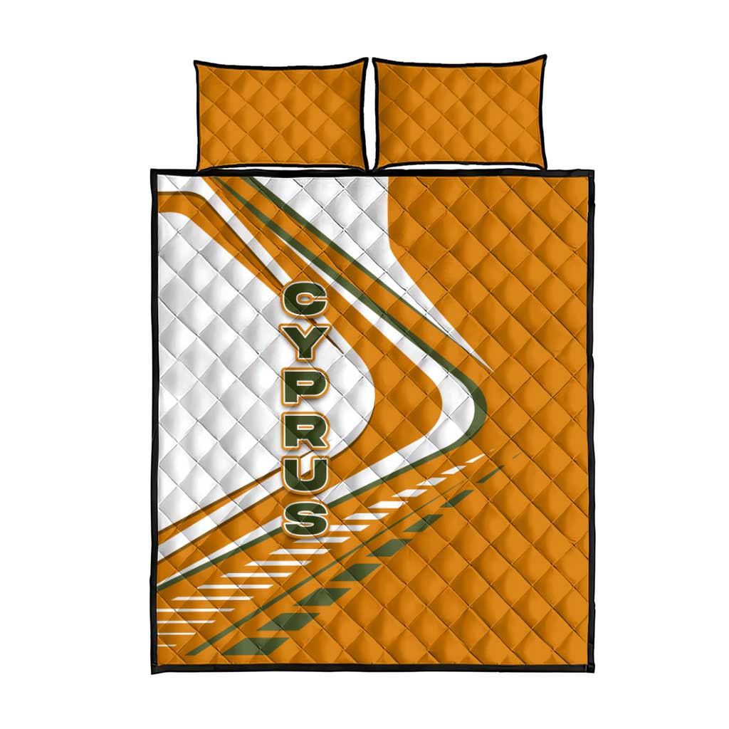 Cyprus Quilt Bed Set with Orange White Abstract Streak Design and Flag Emblem - Wonder Print Shop