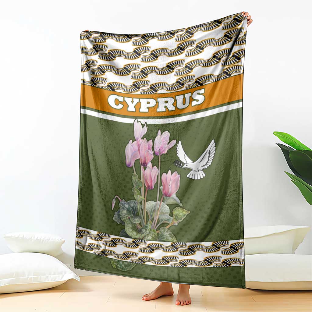 Cyprus Blanket with Cyclamen Flower Illustration Design and National Emblem - Wonder Print Shop