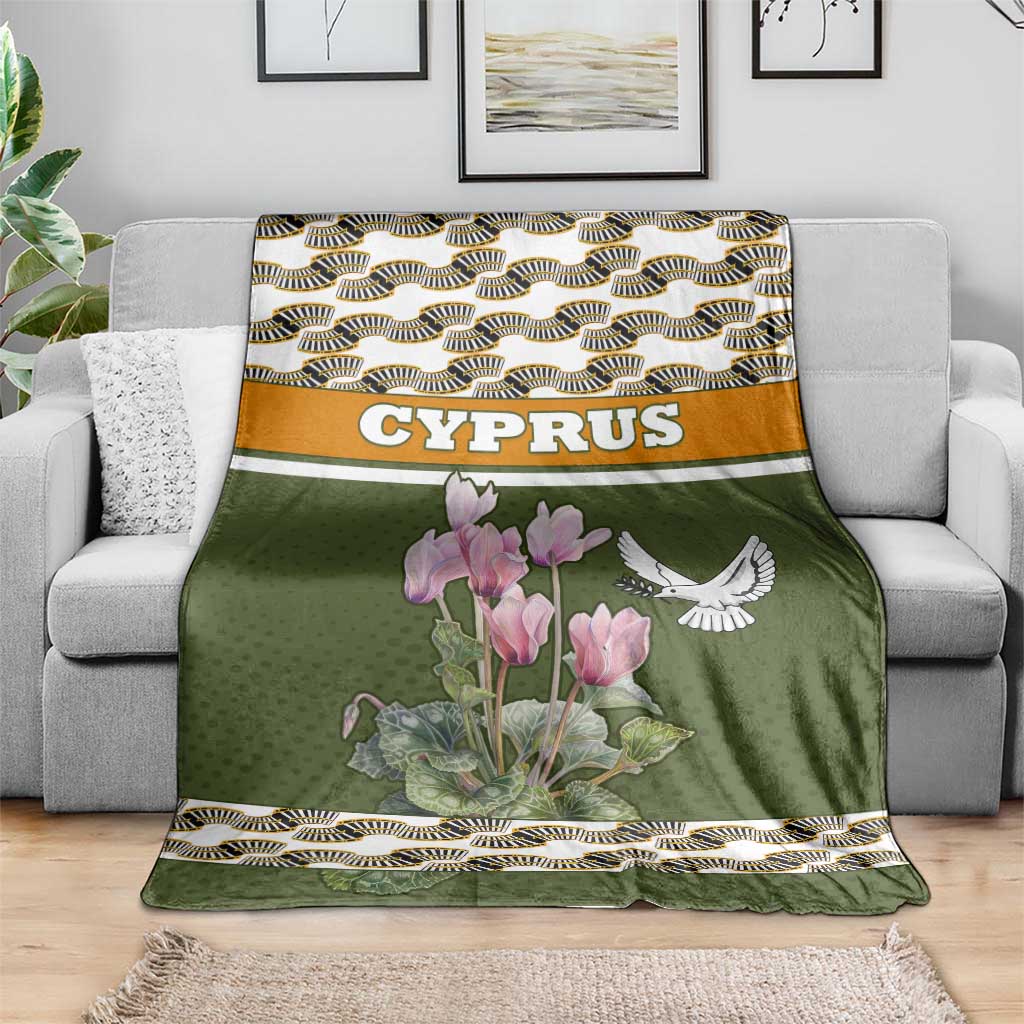 Cyprus Blanket with Cyclamen Flower Illustration Design and National Emblem - Wonder Print Shop