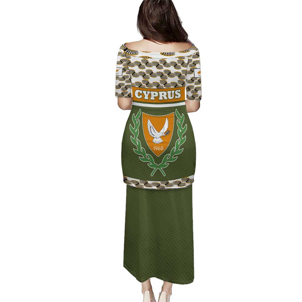 Cyprus Puletasi with Cyclamen Flower Illustration Design and National Emblem - Wonder Print Shop