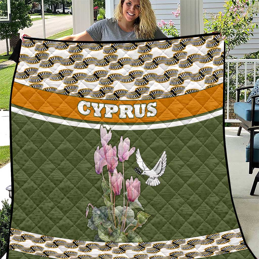 Cyprus Quilt with Cyclamen Flower Illustration Design and National Emblem - Wonder Print Shop