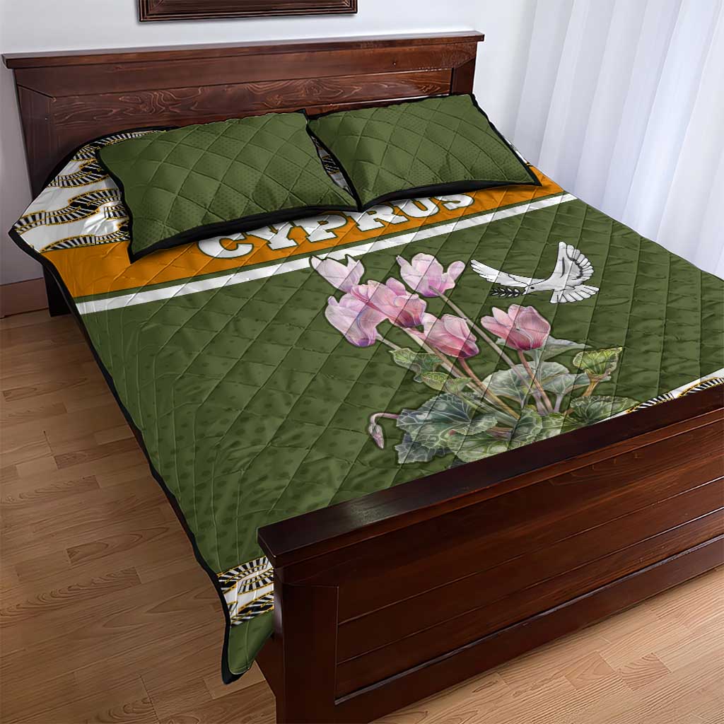 Cyprus Quilt Bed Set with Cyclamen Flower Illustration Design and National Emblem - Wonder Print Shop