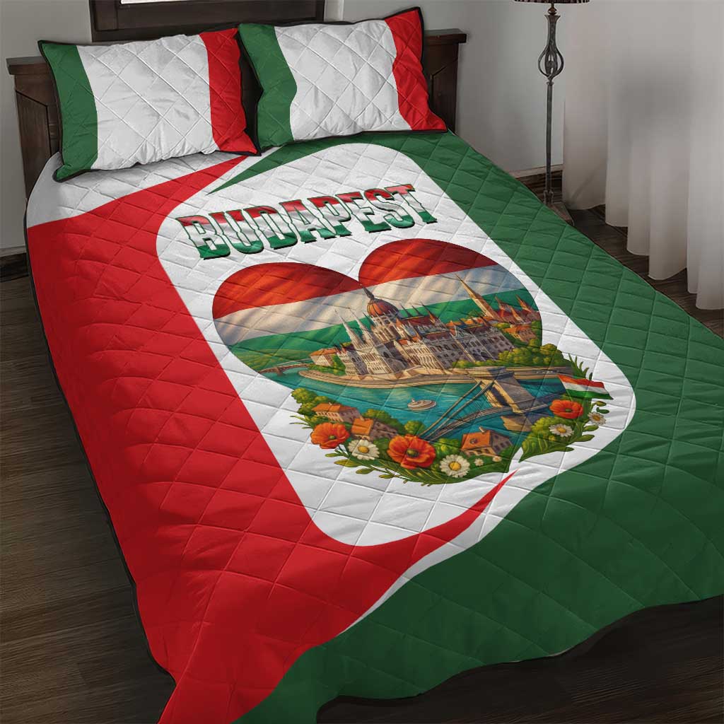 Hungary Quilt Bed Set with Budapest Heart Illustration Design and Crown Emblem - Wonder Print Shop