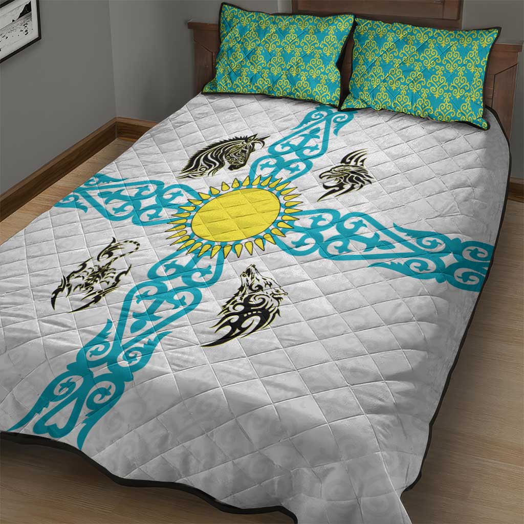 Kazakhstan National Symbols Quilt Bed Set with Tribal Animal Crest and Blue Ethnic Motif on White