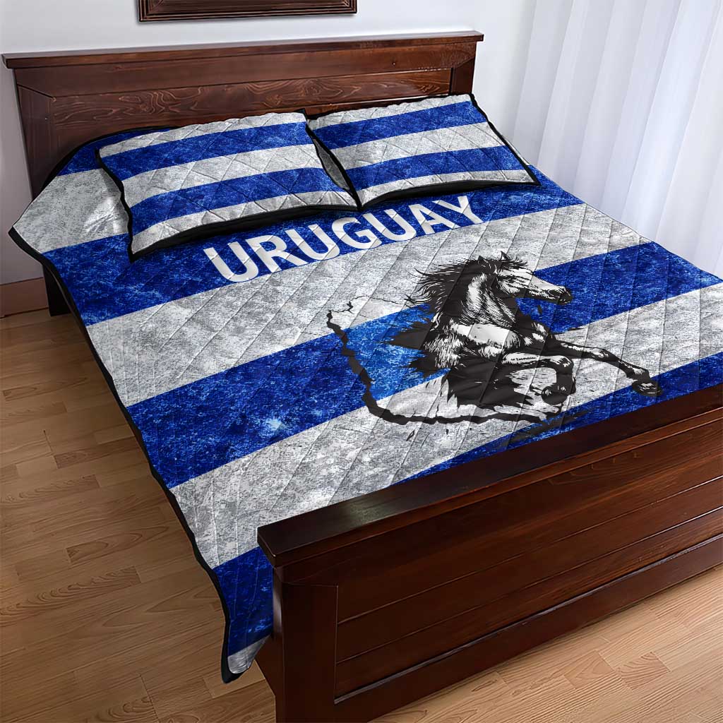 Uruguay Quilt Bed Set with Wild Horse Illustration Blue Gray Striped - Wonder Print Shop