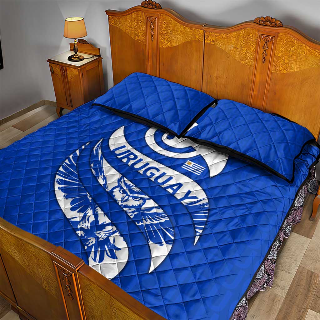 Uruguay Quilt Bed Set with Owl Illustration Blue White Abstract Motion Design - Wonder Print Shop