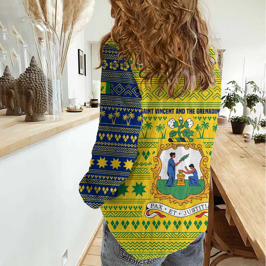 Saint Vincent and the Grenadines Christmas Women Casual Shirt with Gingerbread Boy Palm Tree and Traditional Pattern - Wonder Print Shop