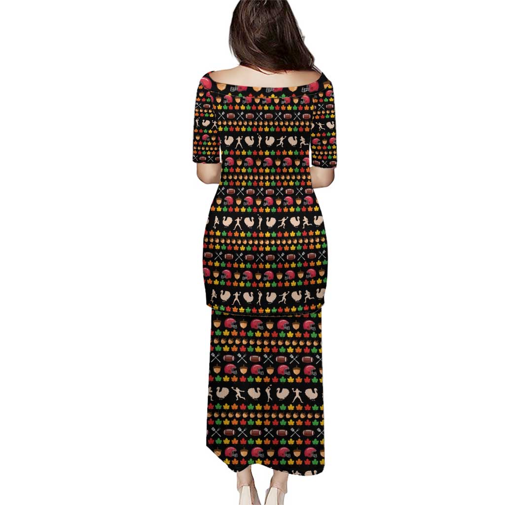 Merry Christmas Turkey Football Puletasi Fall Leaves Pattern for Game Day Fans - Wonder Print Shop