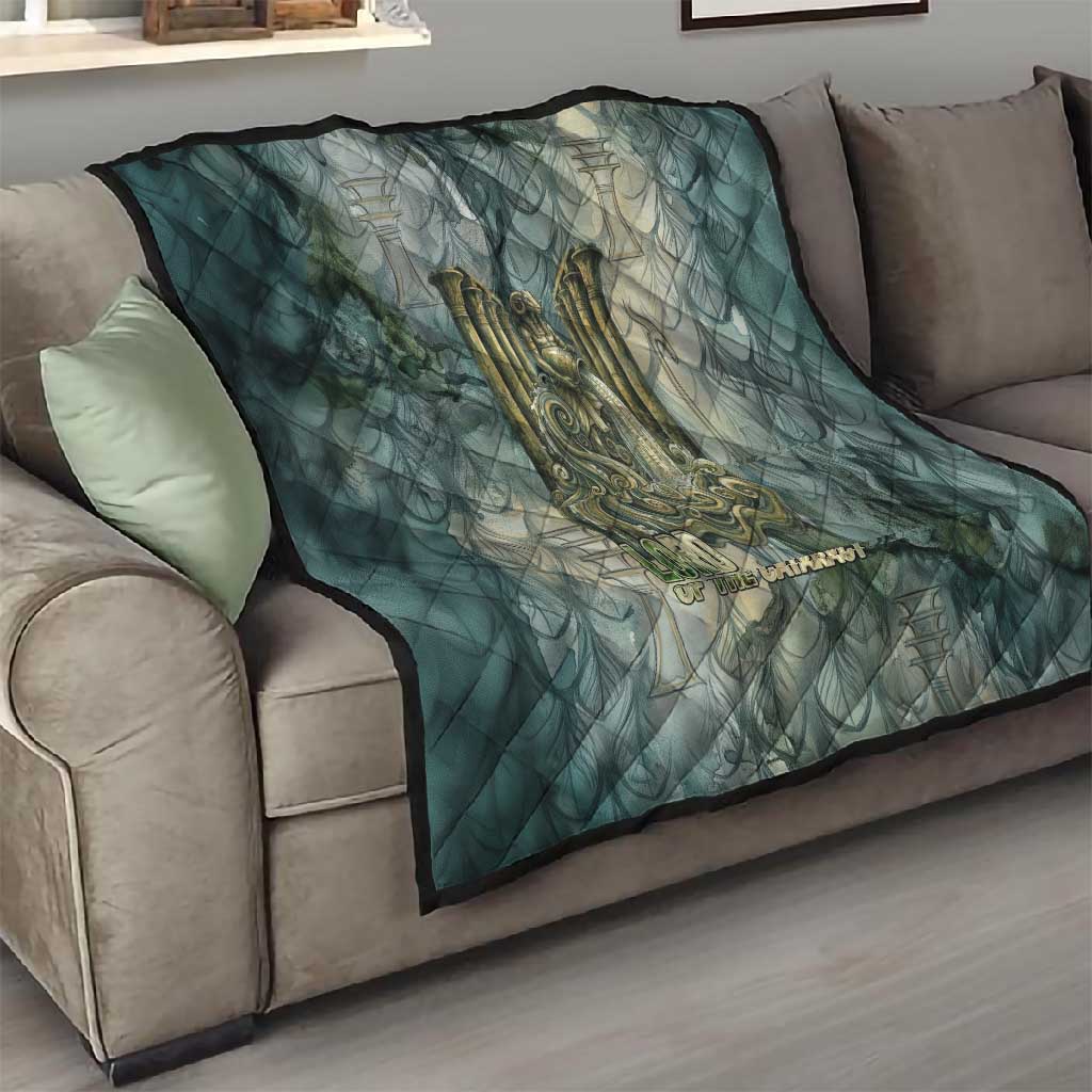 Khnum Ancient Egyptian Quilt with Smoky Leaf, Ram Head Emblem, and Guardian of the Cataract - Wonder Print Shop