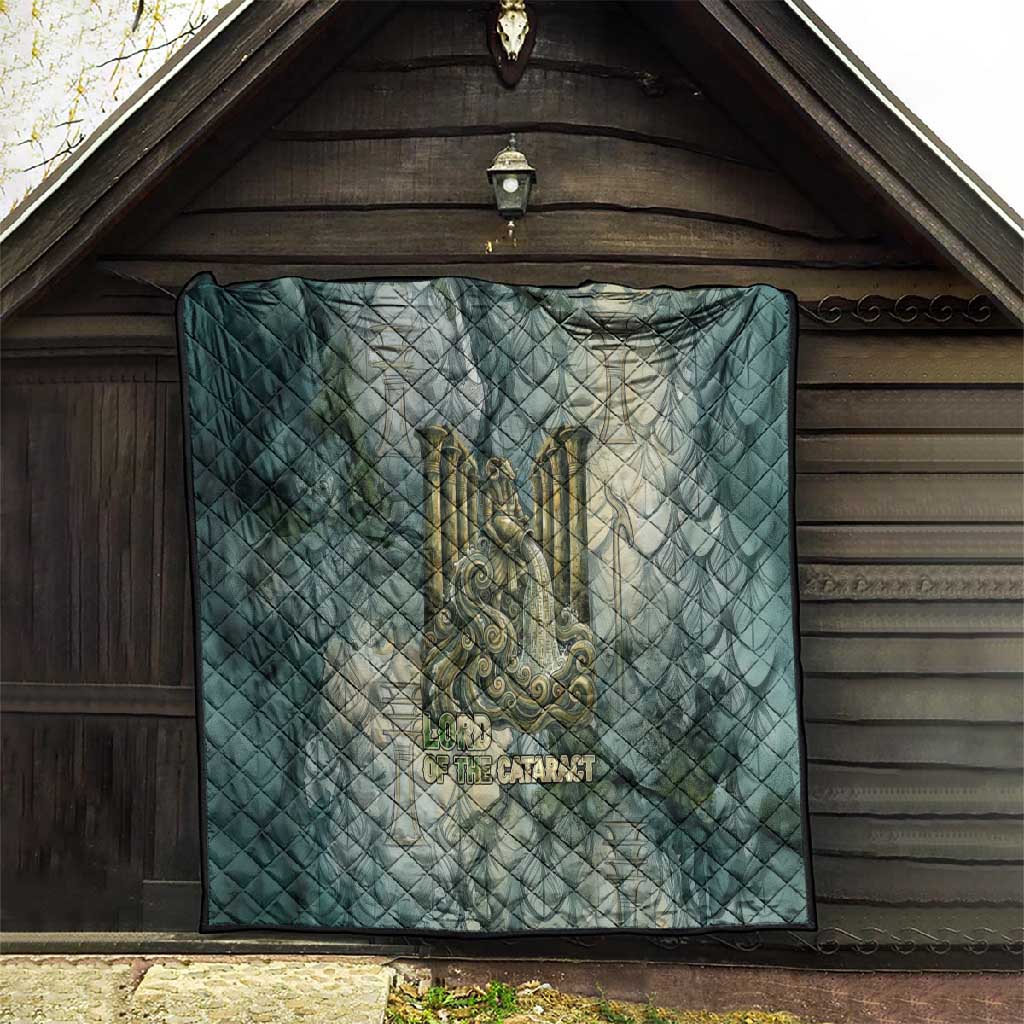Khnum Ancient Egyptian Quilt with Smoky Leaf, Ram Head Emblem, and Guardian of the Cataract - Wonder Print Shop