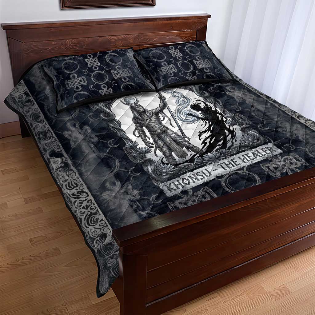Khonsu Ancient Egyptian Quilt Bed Set with Dark Celtic Knot Pattern, Baboon Guardian Symbol, and Moon Healer Motif - Wonder Print Shop