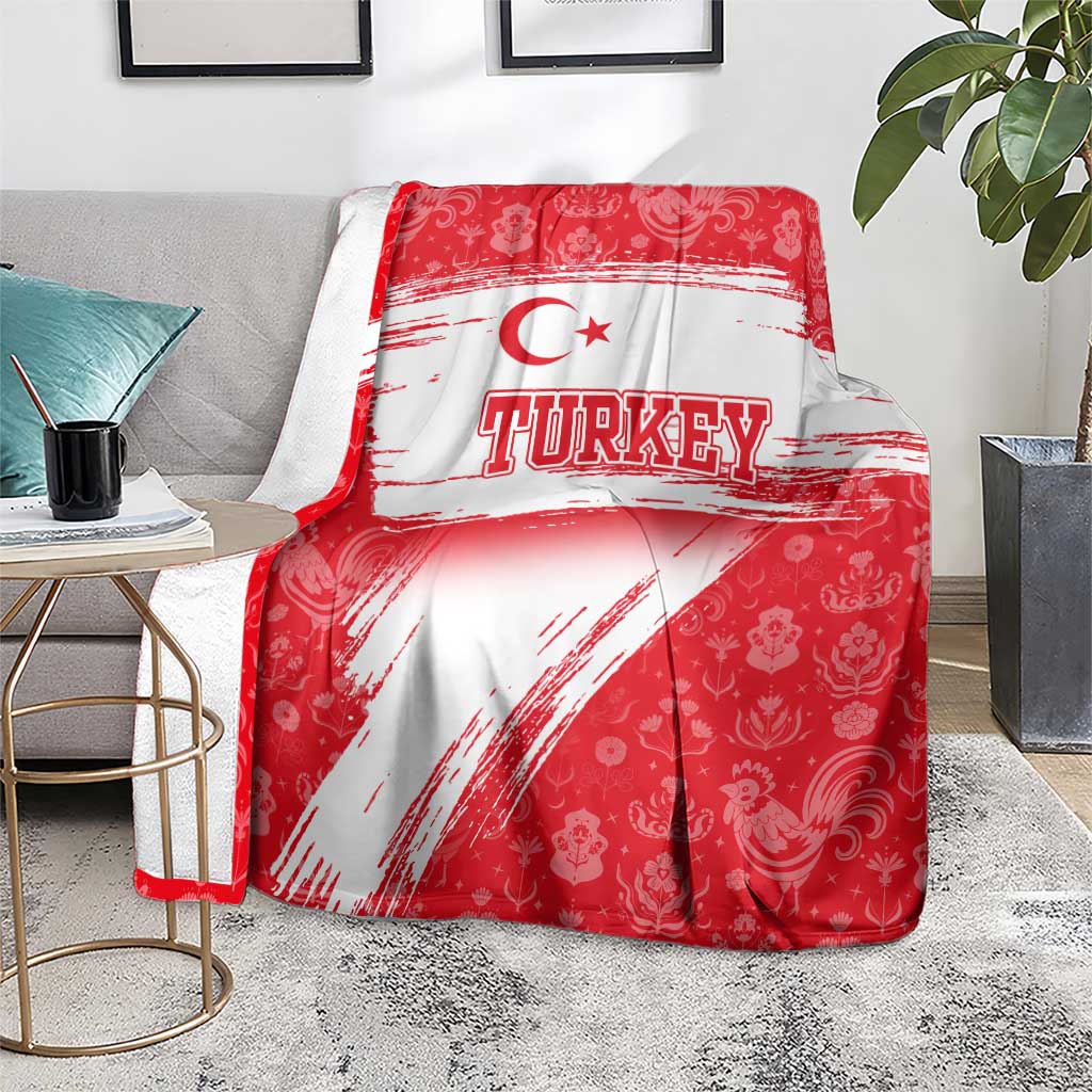 Turkey National Flag and Pattern Design Blanket with Red Brush Stroke Effect
