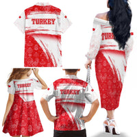 Turkey National Flag and Pattern Design Family Matching Off The Shoulder Long Sleeve Dress and Hawaiian Shirt with Red Brush Stroke Effect