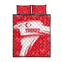 Turkey National Flag and Pattern Design Quilt Bed Set with Red Brush Stroke Effect