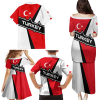 Turkey Flag and Modern Graphic Design Family Matching Puletasi and Hawaiian Shirt with Bold Red and Black Elements
