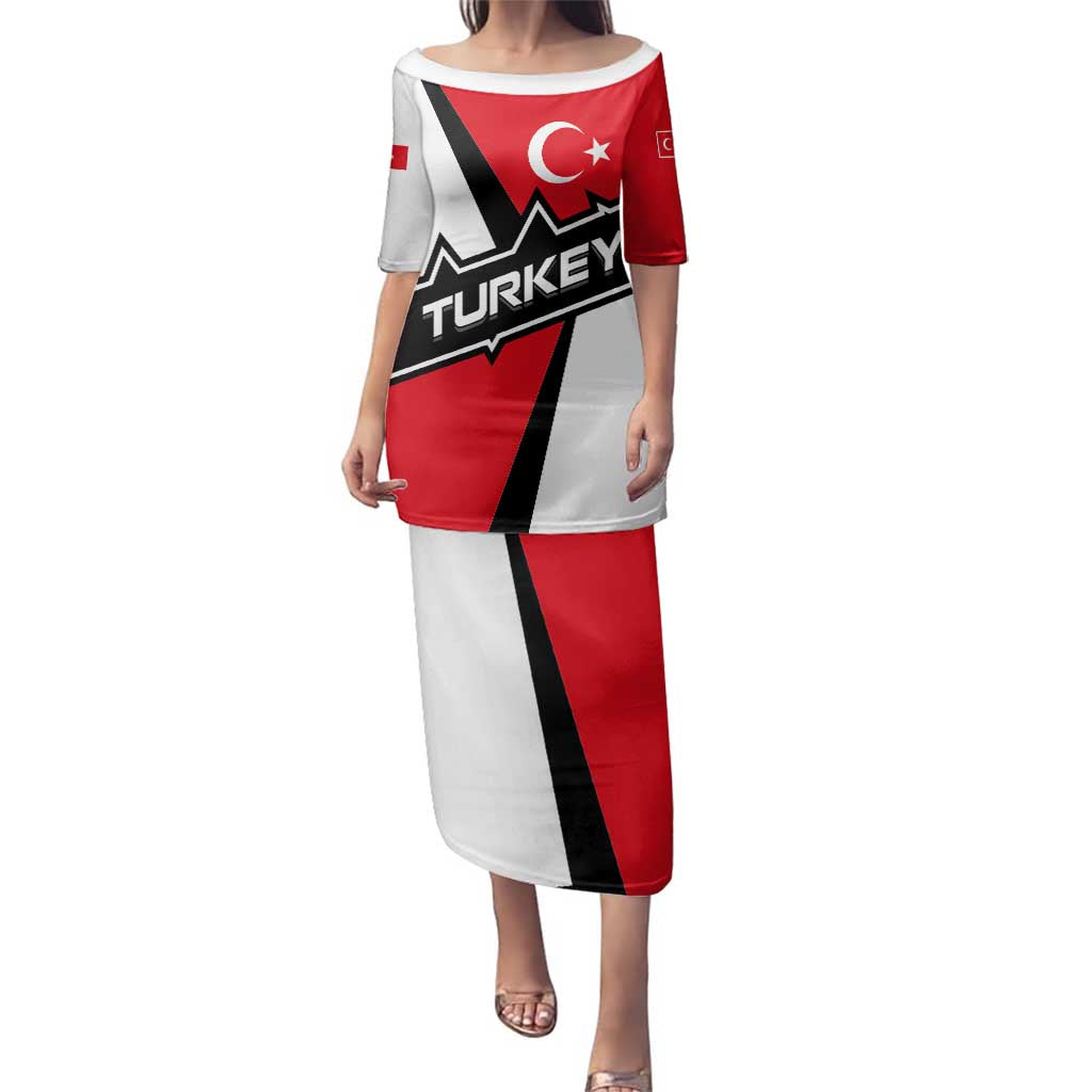 Turkey Flag and Modern Graphic Design Family Matching Puletasi and Hawaiian Shirt with Bold Red and Black Elements