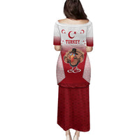 Turkey National Emblem and Cartoon Turkey Bird Family Matching Puletasi and Hawaiian Shirt with Red and White Gradient Design