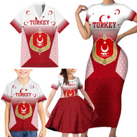 Turkey National Emblem and Cartoon Turkey Bird Family Matching Short Sleeve Bodycon Dress and Hawaiian Shirt with Red and White Gradient Design