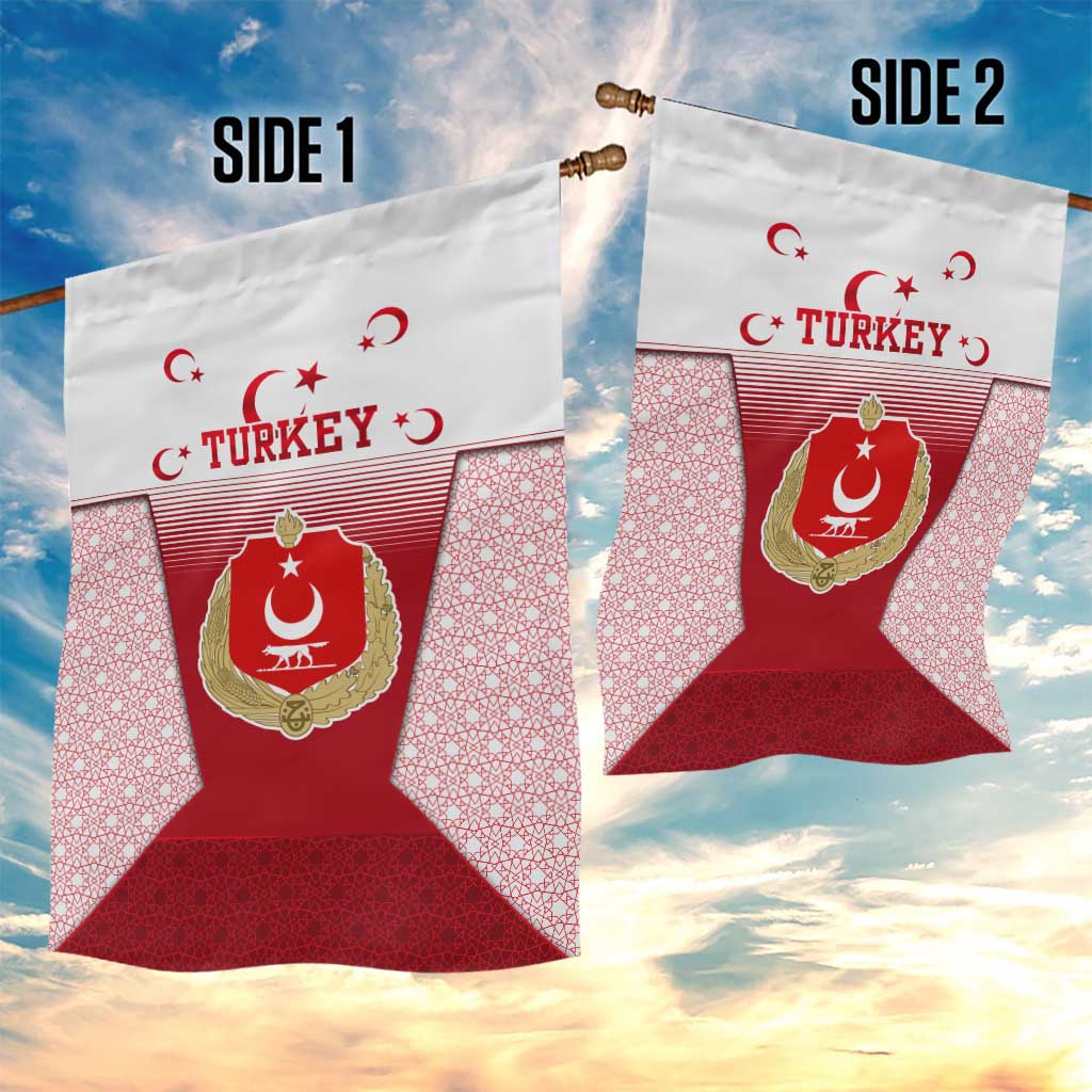 Turkey National Emblem and Cartoon Turkey Bird Garden Flag with Red and White Gradient Design