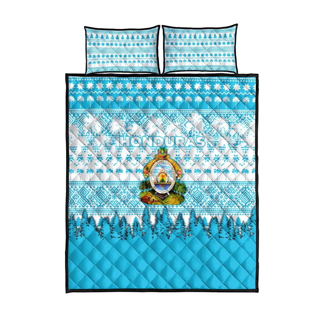Honduras Christmas Quilt Bed Set with National Emblem Palm Trees and Snowflake Pattern Design - Wonder Print Shop