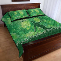 Custom Disc Golf Quilt Bed Set with Green Tie Dye Basket and Player Silhouette - Wonder Print Shop